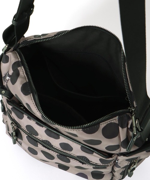 Three Four Time（ｽﾘｰﾌｫｰﾀｲﾑ）の「サイドジッパーポケットショルダー（ショルダーバッグ・レディース・ブラック系その他/グレー系その他・FREE）」の4枚目の写真