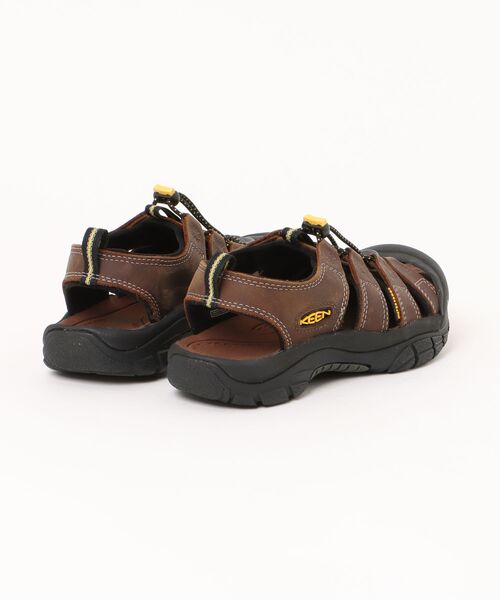 KEEN(キーン)の「【KEEN】キーン NEWPORT(ニューポート)1001870/1022247(サンダル・レディース・ブラック×グレー/ブラウン・26.0cm/27.0cm/25.0cm)」の3枚目の写真