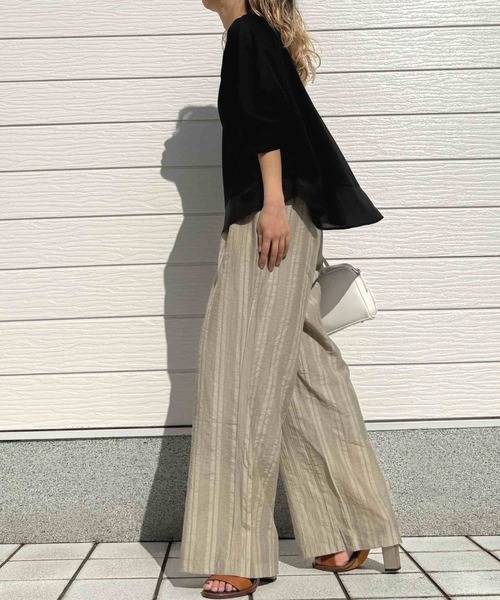 Q(キュー)の「ストレートリラックスパンツ(その他パンツ・レディース・ライトオリーブ/ダークネイビー・MEDIUM)」の4枚目の写真