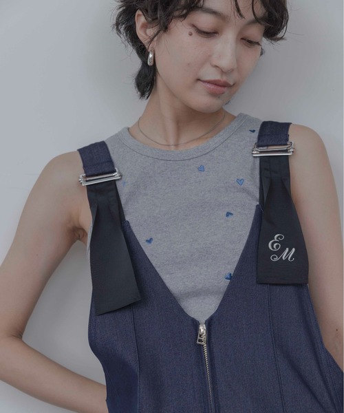 Eimee Law(エイミーロウ)の「ハート刺繍タンクトップ(タンクトップ・レディース・グレー/オフホワイト/グレイッシュベージュ/ブラック・FREE)」の17枚目の写真