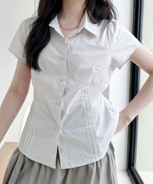 Ada.(エイダ)の「サイドリボン 半袖 ショート丈シャツ(シャツ/ブラウス・レディース・ブルー/ホワイト/ライトグレー・FREE)」の3枚目の写真