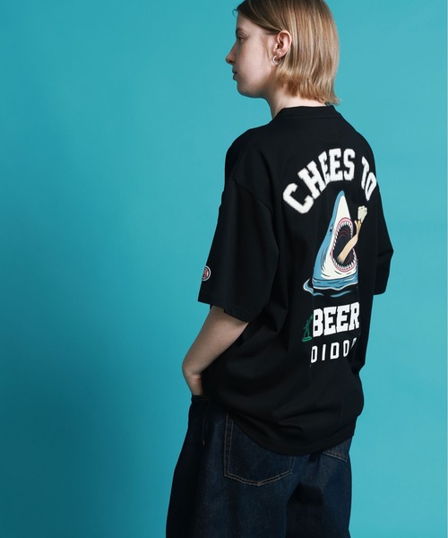 JACKROSE(ジャックローズ)の「YOIDORE サメ乾杯ポケット TEE(Tシャツ/カットソー・メンズ・ライトグリーン/ブラック・M/XL/L)」の9枚目の写真