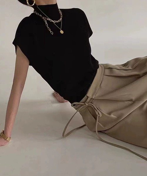meJane(ミージェーン)の「フレンチスリーブ ボトルネックニットトップス(ニット/セーター・レディース・カーキブラウン/レッドパープル/グレイッシュベージュ/ブラック・FREE)」の5枚目の写真
