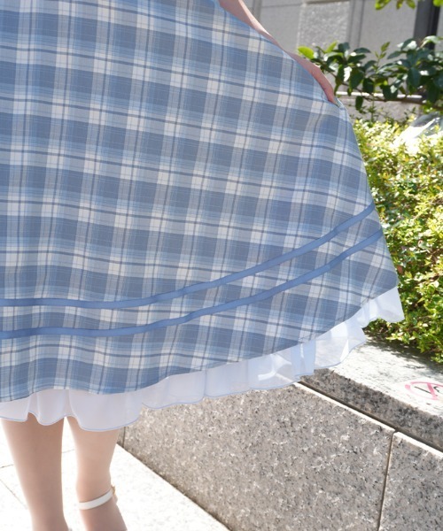 axes femme POETIQUE（アクシーズファムポエティック）の「ベルト付きサーキュラーＳＫ（スカート・レディース・サックスブルー/グレー/ピンク・MEDIUM）」の9枚目の写真