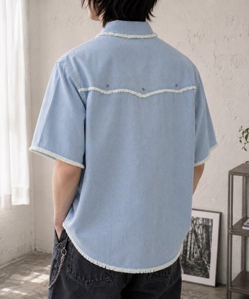 8(eight)(エイト)の「スタッズ デニムシャツ(シャツ/ブラウス・メンズ・ネイビー/サックスブルー/ブラック・MEDIUM/LARGE)」の10枚目の写真