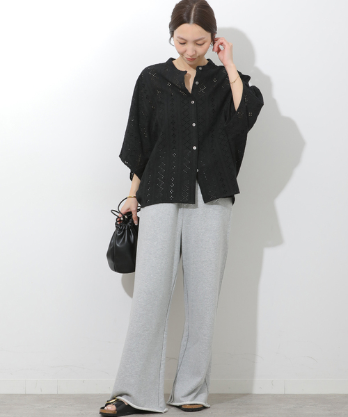 JOURNAL STANDARD relume(ジャーナルスタンダード レリューム)の「コットンカットワーク刺繍ポンチョブラウス(シャツ/ブラウス・レディース・ホワイト系その他/ブラック系その他・FREE)」の3枚目の写真