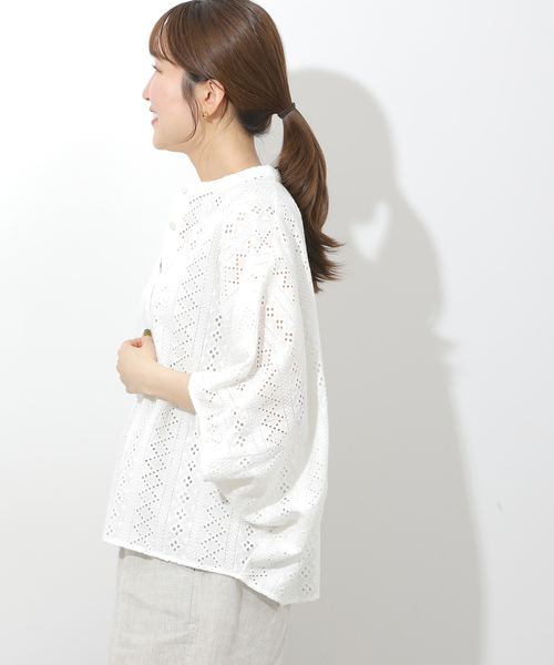 JOURNAL STANDARD relume(ジャーナルスタンダード レリューム)の「コットンカットワーク刺繍ポンチョブラウス(シャツ/ブラウス・レディース・ホワイト系その他/ブラック系その他・FREE)」の14枚目の写真