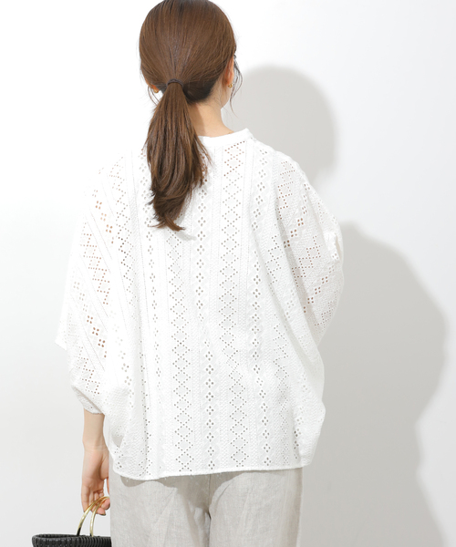 JOURNAL STANDARD relume(ジャーナルスタンダード レリューム)の「コットンカットワーク刺繍ポンチョブラウス(シャツ/ブラウス・レディース・ホワイト系その他/ブラック系その他・FREE)」の15枚目の写真