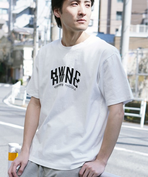 HIDEAWAYS NICOLE(ハイダウェイニコル)の「ピグメント加工ロゴプリント半袖Tシャツ(Tシャツ/カットソー・メンズ・チャコールグレー/ホワイト・M/XL/L)」の16枚目の写真