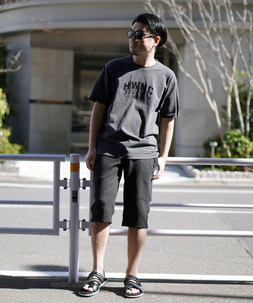 HIDEAWAYS NICOLE(ハイダウェイニコル)の「ピグメント加工ロゴプリント半袖Tシャツ(Tシャツ/カットソー・メンズ・チャコールグレー/ホワイト・M/XL/L)」の19枚目の写真