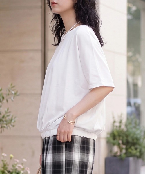 SELECT LEVERY(セレクトリベリー)の「天竺裾ゴム入りドルマンTシャツ(Tシャツ/カットソー・レディース・ブラウン/ブラック/オフホワイト・FREE)」の13枚目の写真