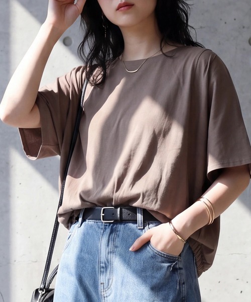 SELECT LEVERY(セレクトリベリー)の「天竺裾ゴム入りドルマンTシャツ(Tシャツ/カットソー・レディース・ブラウン/ブラック/オフホワイト・FREE)」の17枚目の写真