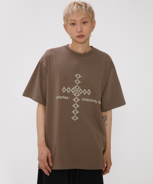bounDary（バウンダリー）の「クロスライングラフィックセミオーバーフィット半袖Tシャツ[ライトブラウン]（Tシャツ/カットソー・レディース・その他・1/2/3）」の3枚目の写真