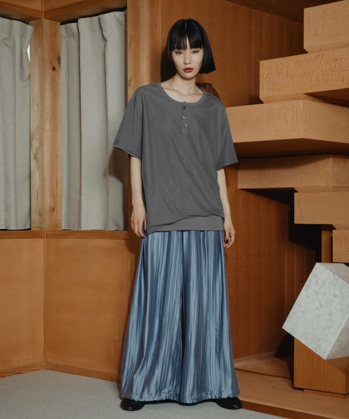 HARE(ハレ)の「シアーレイヤードヘンリーネックカット(HARE)(Tシャツ/カットソー・メンズ・グレー/カーキ/ブラック・FREE)」の21枚目の写真