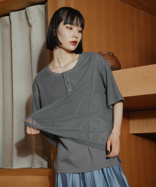 HARE(ハレ)の「シアーレイヤードヘンリーネックカット(HARE)(Tシャツ/カットソー・メンズ・グレー/カーキ/ブラック・FREE)」の17枚目の写真