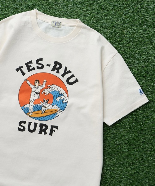 The Endless Summer(エンドレスサマー)の「TES KARATE KID T-SHIRT/ Tシャツ(Tシャツ/カットソー・メンズ・アイボリー/グレー/ホワイト・SMALL/MEDIUM/LARGE/X-LARGE/XX-LARGE)」の3枚目の写真