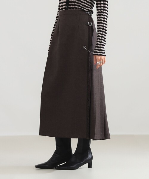 Demi-Luxe BEAMS(デミルクス ビームス)の「【別注】O’NEIL OF DUBLIN × Demi-Luxe BEAMS / ウール イージー ロング キルトスカート 85cm(スカート・レディース・ブラウン/レッド・10/8/12)」の6枚目の写真