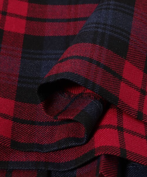 Demi-Luxe BEAMS(デミルクス ビームス)の「【別注】O’NEIL OF DUBLIN × Demi-Luxe BEAMS / ウール イージー ロング キルトスカート 85cm(スカート・レディース・ブラウン/レッド・10/8/12)」の18枚目の写真