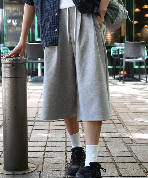 NAKER(ネイカー)の「サイドタックワイドスウェットショーツ(その他パンツ・メンズ・ブラック/杢グレー・M/XL/L/S)」の14枚目の写真