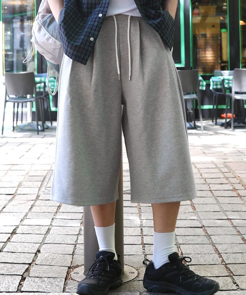 NAKER(ネイカー)の「サイドタックワイドスウェットショーツ(その他パンツ・メンズ・ブラック/杢グレー・M/XL/L/S)」の16枚目の写真