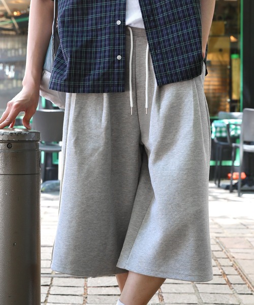 NAKER(ネイカー)の「サイドタックワイドスウェットショーツ(その他パンツ・メンズ・ブラック/杢グレー・M/XL/L/S)」の17枚目の写真