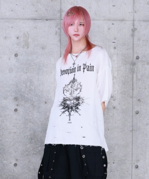 Amilige(アミリージュ)の「ハートクロスプリントダメージガーゼ半袖トップス(Tシャツ/カットソー・レディース・ホワイト/ブラック・FREE)」の3枚目の写真