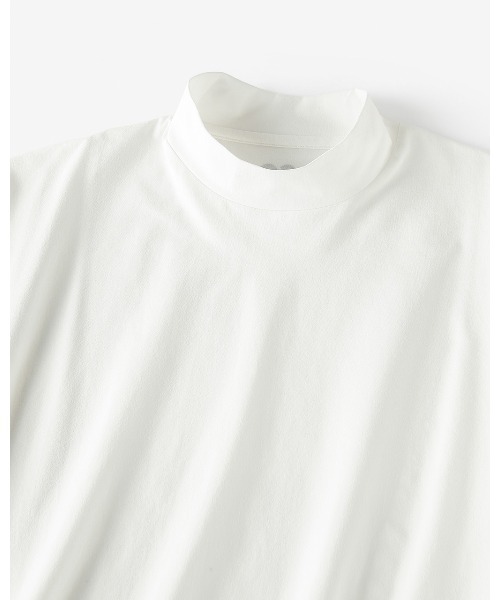 DoCLASSE（ ドゥクラッセ）の「DCG/高機能ファインジャージーハイネック　長袖（Tシャツ/カットソー・メンズ・ライトグレー/ネイビー/ホワイト/ブラック/マスタード・S/LL/3L/L/M）」の7枚目の写真