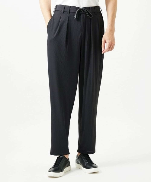 MICHEL KLEIN HOMME (ミッシェルクランオム)の「サッカーストライプ織りワイドパンツ(スラックス・メンズ・ブラック/ダークグレー・MEDIUM/LARGE/X-LARGE)」の1枚目の写真