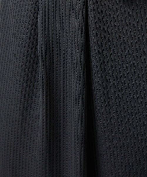 MICHEL KLEIN HOMME (ミッシェルクランオム)の「サッカーストライプ織りワイドパンツ(スラックス・メンズ・ブラック/ダークグレー・MEDIUM/LARGE/X-LARGE)」の13枚目の写真