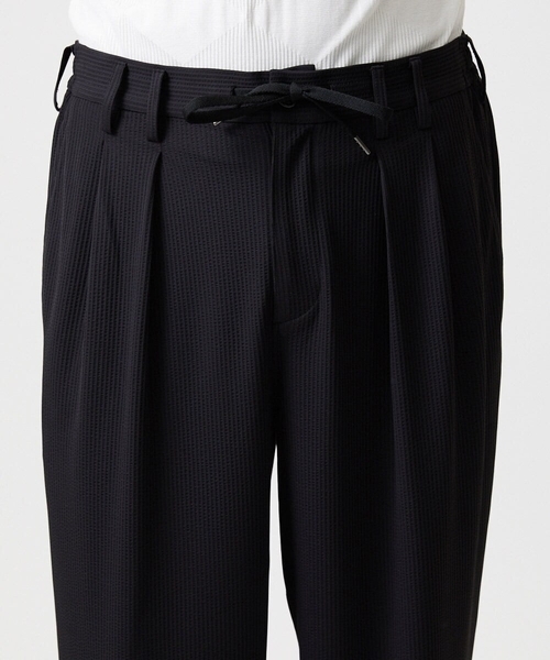 MICHEL KLEIN HOMME (ミッシェルクランオム)の「サッカーストライプ織りワイドパンツ(スラックス・メンズ・ブラック/ダークグレー・MEDIUM/LARGE/X-LARGE)」の5枚目の写真