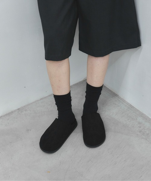 feepur(フェピュール)の「スエードクロッグサボ(その他シューズ・レディース・ベージュ/ブラック・S/LL/3L/M/L)」の7枚目の写真