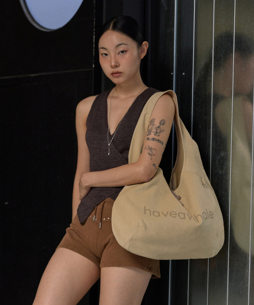 HAVEAWHALE（ハブアホエール）の「cotton eco bag (YE)（ショルダーバッグ・レディース・その他・FREE）」の7枚目の写真