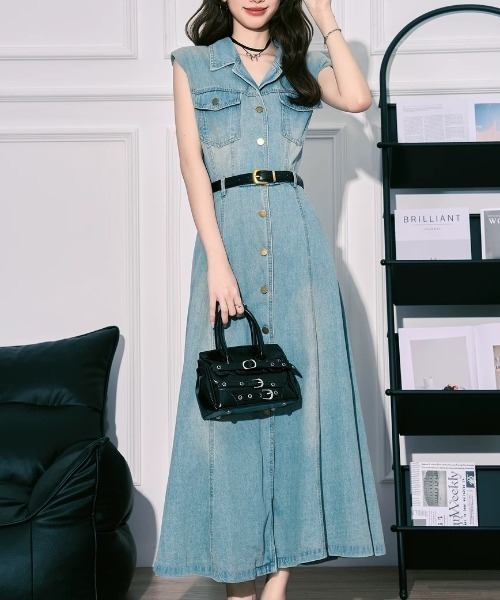 FAVORITO(ファヴォリート)の「デニムシングルブレストワンピース(ワンピース・レディース・ライトブルー・M/S/XL/L)」の1枚目の写真