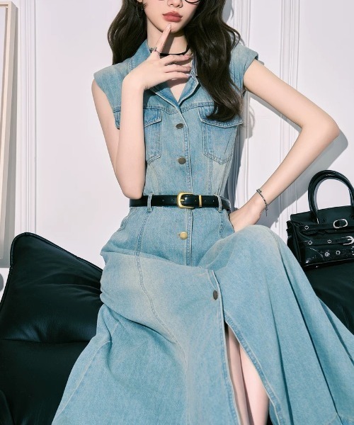 FAVORITO(ファヴォリート)の「デニムシングルブレストワンピース(ワンピース・レディース・ライトブルー・M/S/XL/L)」の2枚目の写真