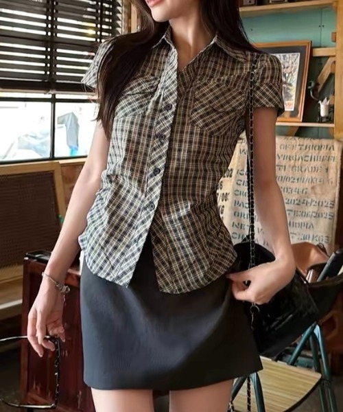 Vipoa(ヴィポア)の「Waist tuck slim shirt(シャツ/ブラウス・レディース・グレー系その他/ブルー系その他/ピンク・FREE)」の19枚目の写真