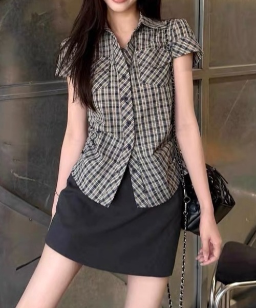 Vipoa(ヴィポア)の「Waist tuck slim shirt(シャツ/ブラウス・レディース・グレー系その他/ブルー系その他/ピンク・FREE)」の17枚目の写真