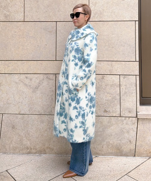 JENNE(ジェンヌ)の「ウールカシミヤシャギーフラワーコート(その他アウター・レディース・ブルー・MEDIUM/SMALL/X-LARGE/LARGE)」の4枚目の写真