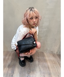 Disney Embossed Flap Handbag/ディズニー エンボス フラップハンドバッグ 黒