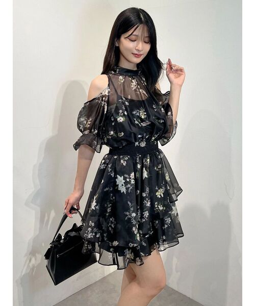 MERCURYDUO(マーキュリーデュオ)の「花柄オープンショルダーミニワンピース(ワンピース・レディース・ラベンダー/オフホワイト/ブラック・FREE)」の17枚目の写真