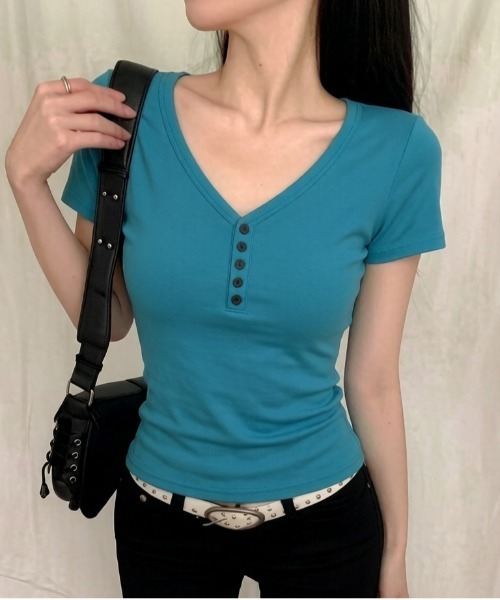 gossip!ロサンゼルス(ゴシップロサンゼルス)の「【Y2Kガーリー】 半袖 ヘンリーネック Vネック 無地 Tシャツ ミントコア*(Tシャツ/カットソー・レディース・グレー/イエロー/ミント・M)」の16枚目の写真