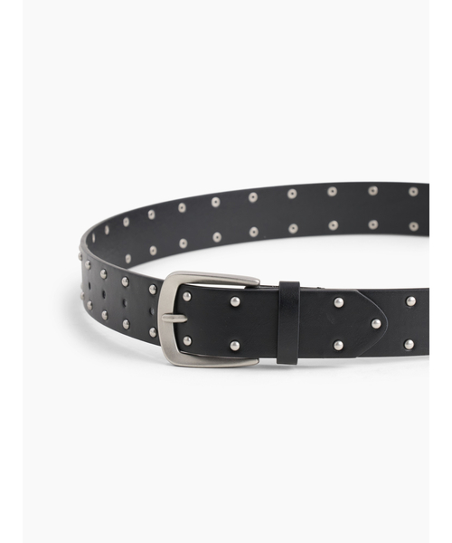 GAP（ギャップ）の「ヴィーガンレザー スタッズベルト（ベルト・メンズ・ブラック・36W/38W/34W/32W/30W）」の3枚目の写真