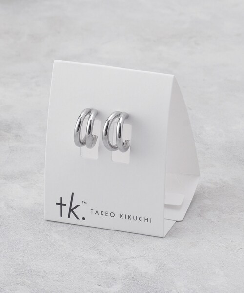 tk.TAKEO KIKUCHI(ティーケータケオキクチ)の「【ステンレス】ダブルフープピアス(ピアス(両耳用)・メンズ・シルバー系2・00)」の7枚目の写真
