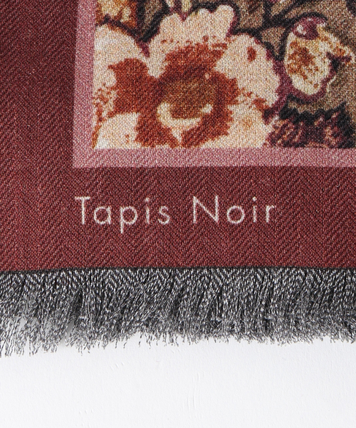 VERMEIL par iena(ヴェルメイユパーイエナ)の「Tapis Noir タピス ノワール Wool Large Gala スカーフ(バンダナ/スカーフ・レディース・A・FREE)」の8枚目の写真