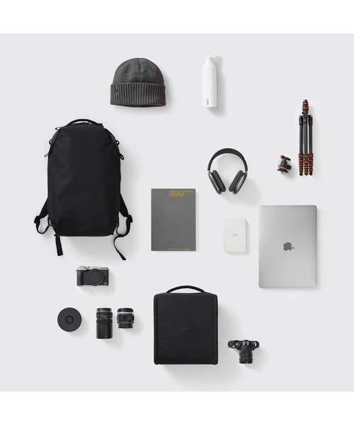 ESTNATION（エストネーション）の「Urth / Urth Norite Backpack 24L（バックパック/リュック・メンズ・ブラック/ライトブラウン・FREE）」の6枚目の写真