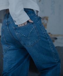 スタッズラインストレートデニムパンツ