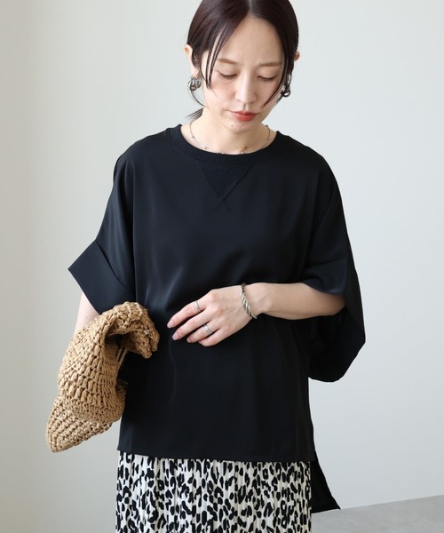 zena(ジェナ)の「【接触冷感】ジョーゼットワイドTeeブラウス(シャツ/ブラウス・レディース・オフホワイト/ブラック・FREE)」の11枚目の写真
