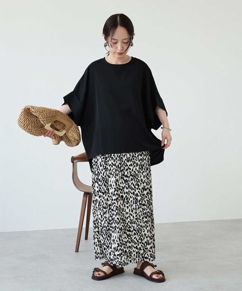 zena(ジェナ)の「【接触冷感】ジョーゼットワイドTeeブラウス(シャツ/ブラウス・レディース・オフホワイト/ブラック・FREE)」の13枚目の写真