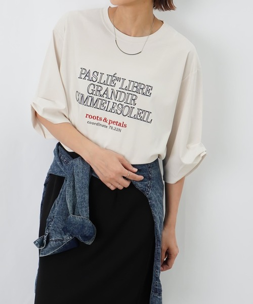 LUCA/LADY LUCK LUCA(ルカ/レディラックルカ)の「LC/LLL コンパクトスムース刺繍ロゴT(Tシャツ/カットソー・レディース・オフホワイト/ダークブラウン/ネイビー・FREE)」の2枚目の写真