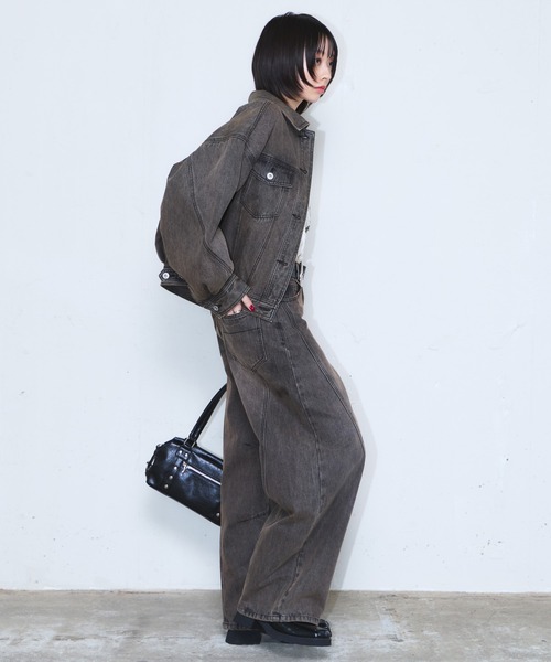 PAGEBOY(ページボーイ)の「カーブラインコクーンデニム【セットアップ対応】(デニムパンツ・レディース・ブルー/ブラック/ブラウン・MEDIUM/SMALL)」の5枚目の写真