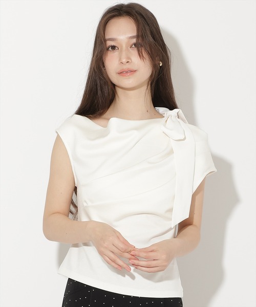 WILLSELECTION（ウィルセレクション）の「リボンショルダードレープカットトップス（Tシャツ/カットソー・レディース・オフホワイト/ブラック/グレー/ブラウン・FREE）」の10枚目の写真